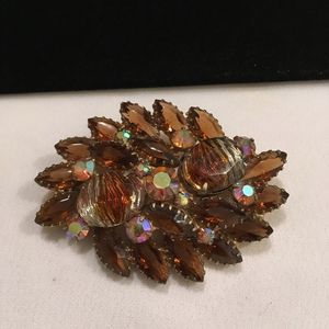 Vintage Juliana D & E Root Beer Rhinestone Brooch